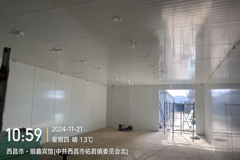 Finished interior view of pre‑cooling and cold‑storage chambers for high‑altitude blueberries