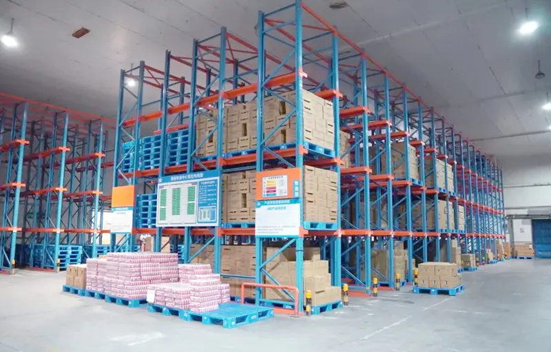 Milk fresh-keeping warehouse is put into use