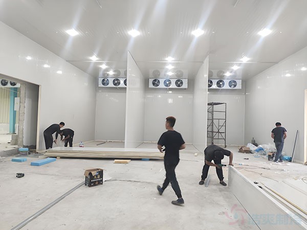 Combien cela coûte-t-il pour construire un 300 m³ Grain & Edible Oil Temperature-Controlled Storage Room?