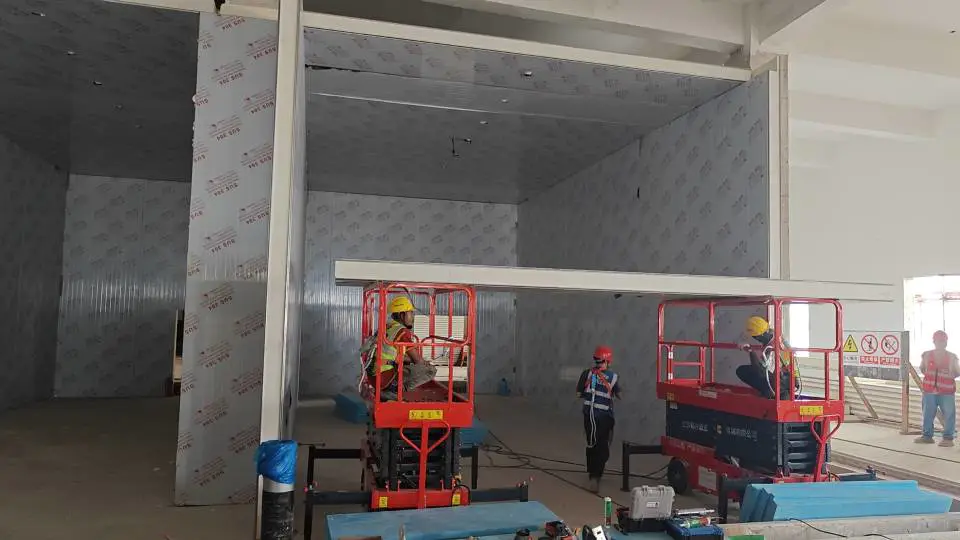 Cold storage roof installation