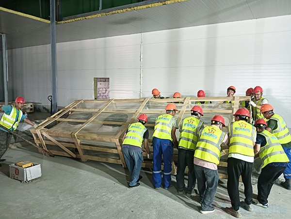  Installation of insulation panels and air coolers inside slaughter cold storage